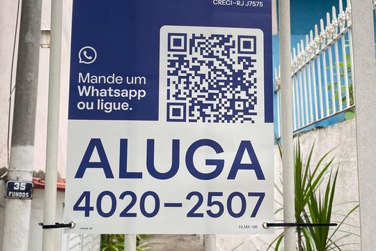 Plaquinha de apartamento à venda com 2 quartos, 60m² em Tijuca, Rio de Janeiro