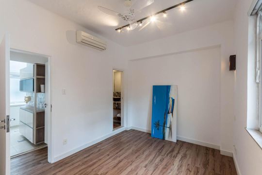 Suíte de apartamento à venda com 2 quartos, 60m² em Tijuca, Rio de Janeiro