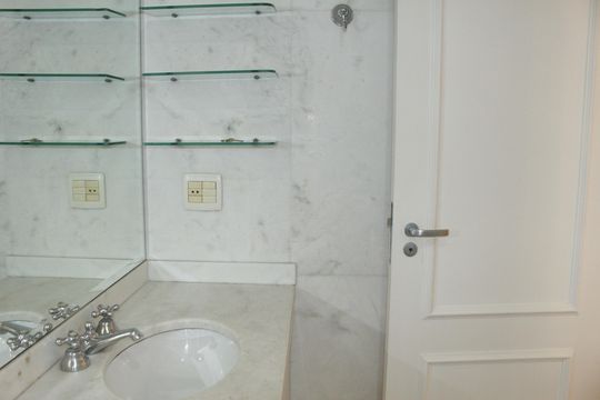 Apartamento à venda com 3 quartos, 280m² em Santa Cecilia, São Paulo
