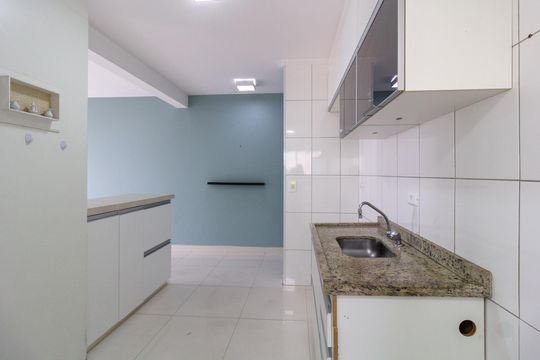 Cozinha de apartamento à venda com 2 quartos, 61m² em Jardim Barbosa, Guarulhos