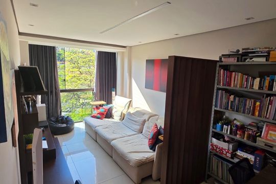 Apartamento à venda com 3 quartos, 110m² em Vila Paris, Belo Horizonte