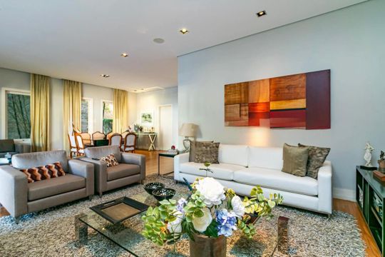 Casa à venda com 3 quartos, 656m² em Vila Tramontano, São Paulo