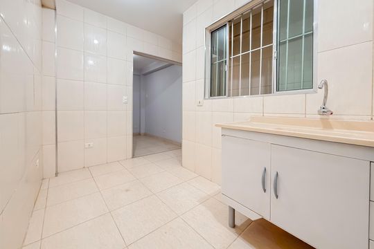 Cozinha de apartamento à venda com 2 quartos, 28m² em Sé, São Paulo