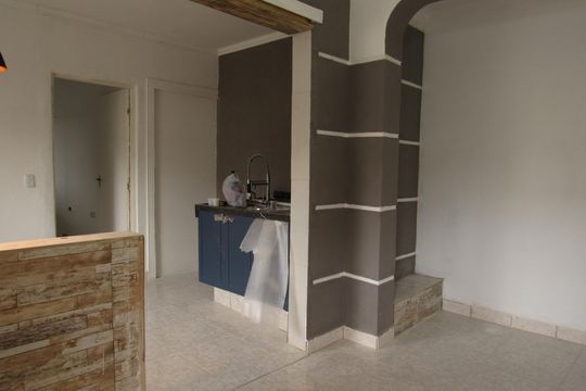 Sala - Cozinha de casa para alugar com 1 quarto, 80m² em Santa Maria, Osasco