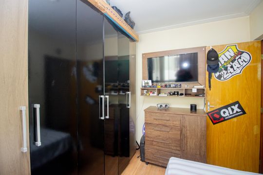 Quarto 1 de apartamento à venda com 2 quartos, 44m² em Chácaras Califórnia, Contagem