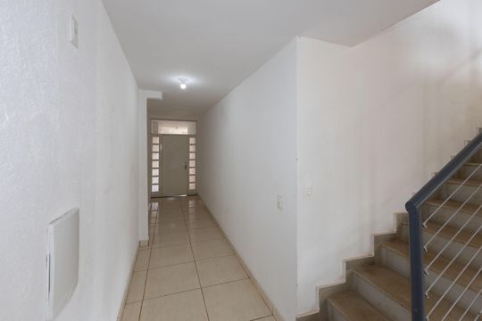Corredor da Sala de kitnet/studio para alugar com 1 quarto, 80m² em Vale do Sol, Nova Lima