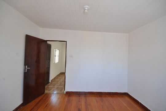 Quarto 1 de casa para alugar com 2 quartos, 153m² em Vila Mazzei, São Paulo