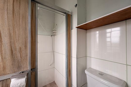 Banheiro casa 2 de casa à venda com 4 quartos, 187m² em Parque Jaçatuba, Santo André