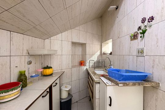 Cozinha casa 1 de casa à venda com 4 quartos, 187m² em Parque Jaçatuba, Santo André