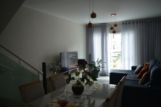 Sala de casa à venda com 3 quartos, 125m² em Jardim Bela Vista, Santo André