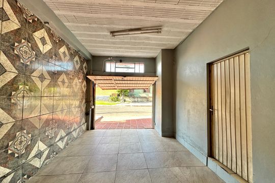 Garagem de casa à venda com 3 quartos, 170m² em Canudos, Novo Hamburgo