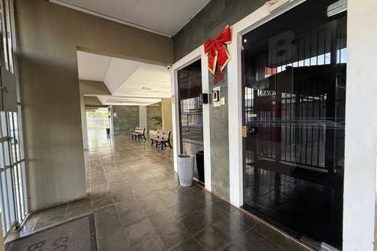 Pilotis de apartamento à venda com 2 quartos, 70m² em Qi 18, Brasília