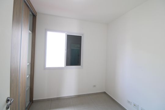 Suíte 1 de casa de condomínio para alugar com 2 quartos, 81m² em Vila Romano, São Paulo