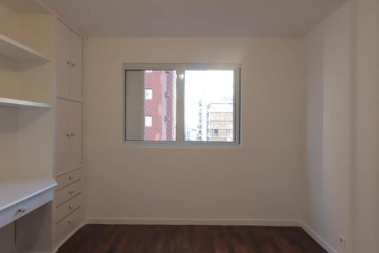 Apartamento para alugar com 3 quartos, 240m² em Itaim Bibi, São Paulo