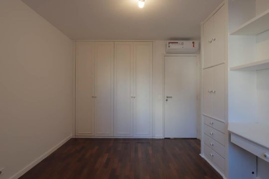 Apartamento para alugar com 3 quartos, 240m² em Itaim Bibi, São Paulo