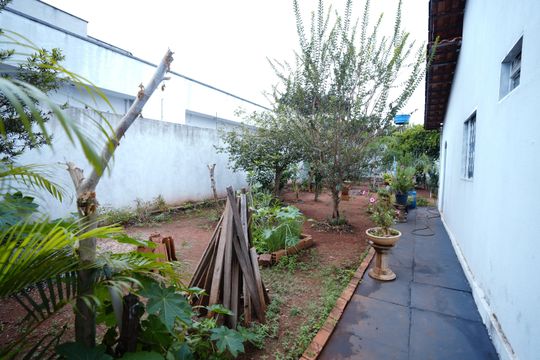 Área comum de casa de condomínio à venda com 3 quartos, 185m² em Anhangüera, Goiânia