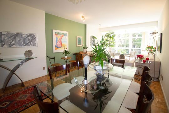 Apartamento à venda com 3 quartos, 141m² em Jardim Paulista, São Paulo