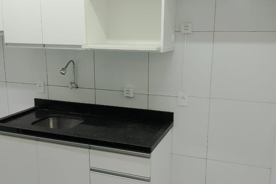 Cozinha de apartamento para alugar com 2 quartos, 60m² em Partenon, Porto Alegre
