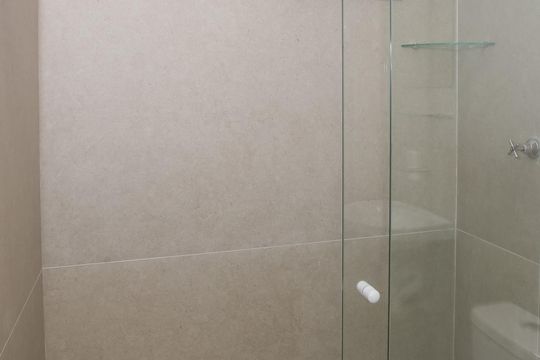 Banheiro de apartamento para alugar com 1 quarto, 20m² em Barra Funda, São Paulo