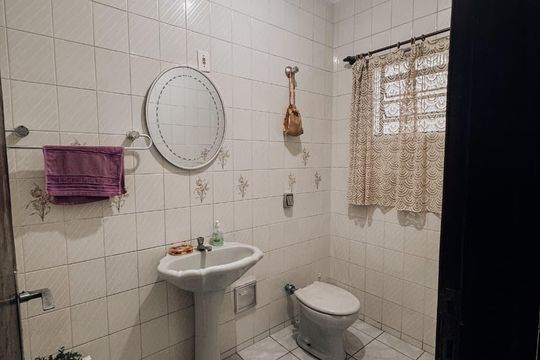 Casa à venda com 5 quartos, 220m² em Fundação, São Caetano do Sul