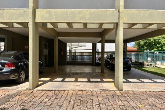 Garagem de apartamento para alugar com 2 quartos, 94m² em Taquaral, Campinas