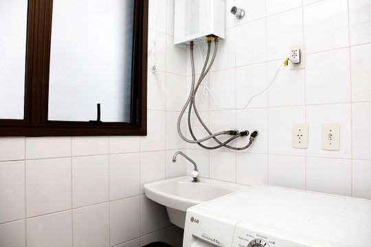Área de Serviço de apartamento para alugar com 3 quartos, 80m² em Santana, Porto Alegre