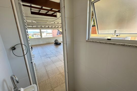 Lavabo de casa para alugar com 2 quartos, 200m² em Campinho, Rio de Janeiro