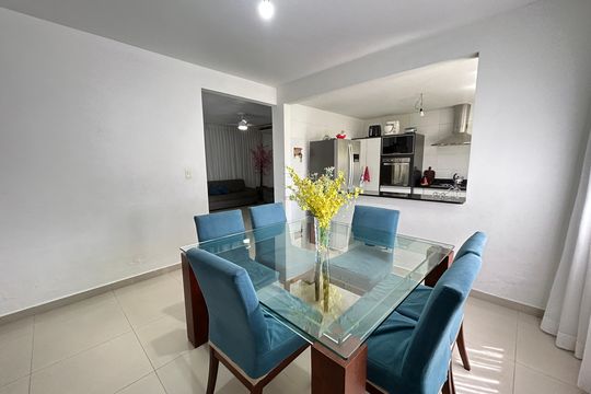 Sala de Jantar de casa para alugar com 2 quartos, 200m² em Campinho, Rio de Janeiro