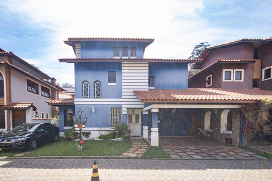 Fachada de casa para alugar com 4 quartos, 300m² em Vila Albertina, São Paulo