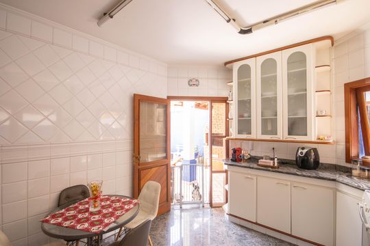 Cozinha de casa para alugar com 4 quartos, 300m² em Vila Albertina, São Paulo