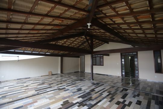 Varanda de casa à venda com 3 quartos, 300m² em Salgado Filho, Belo Horizonte