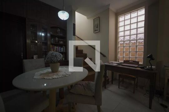 Casa à venda com 4 quartos, 235m² em Vila Leopoldina, São Paulo