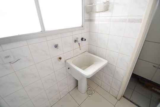 Área de Serviço de apartamento à venda com 2 quartos, 86m² em Vila Rossi, Campinas