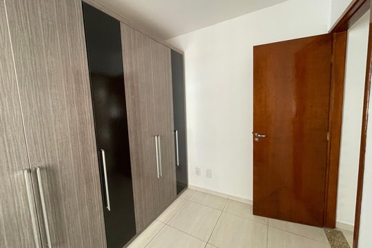 Quarto 01 de apartamento para alugar com 2 quartos, 47m² em Parque Rincao, Cotia