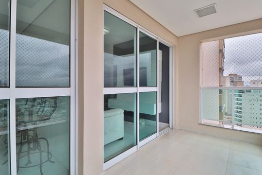 Varanda da Sala de apartamento para alugar com 2 quartos, 68m² em Centro, Uberlândia