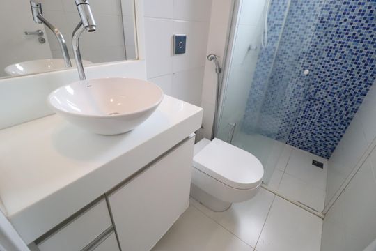 Banheiro Social de apartamento para alugar com 2 quartos, 68m² em Centro, Uberlândia