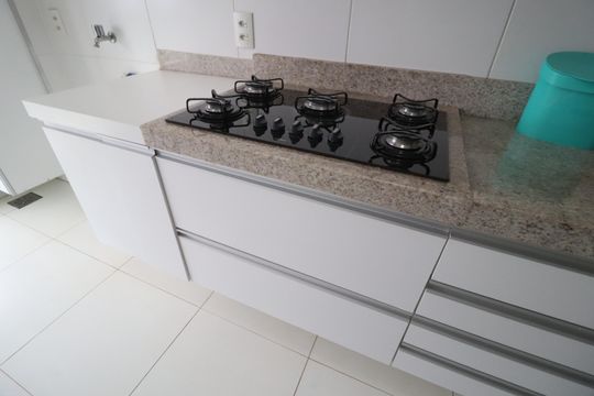 Cozinha de apartamento para alugar com 2 quartos, 68m² em Centro, Uberlândia