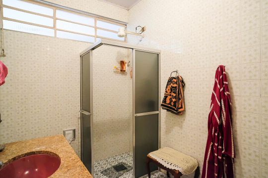 Banheiro de casa à venda com 4 quartos, 288m² em Barcelona, São Caetano do Sul