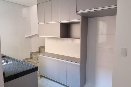 Apartamento à venda com 2 quartos, 100m² em Vila Curuçá, Santo André