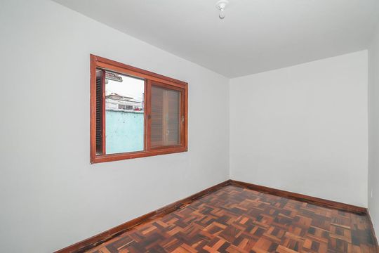Quarto 2 de casa à venda com 4 quartos, 150m² em Jardim do Salso, Porto Alegre