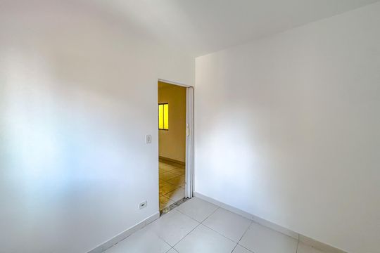Quarto 3 de casa para alugar com 3 quartos, 83m² em Vila Carrão, São Paulo