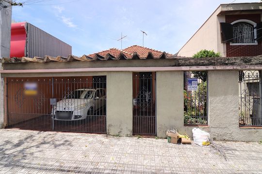 Fachada  de casa à venda com 3 quartos, 500m² em Nova Petrópolis, São Bernardo do Campo