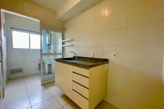 Cozinha de apartamento para alugar com 2 quartos, 62m² em Vila Augusta, Guarulhos