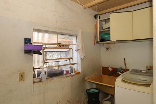 Área de Serviço de casa à venda com 4 quartos, 150m² em Vila Carmosina, São Paulo