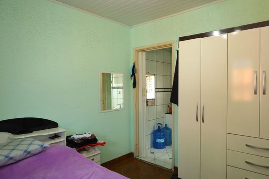 Quarto 1 de casa à venda com 4 quartos, 150m² em Vila Carmosina, São Paulo