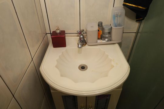 Casa 2 - Banheiro 1 de casa à venda com 4 quartos, 150m² em Vila Carmosina, São Paulo