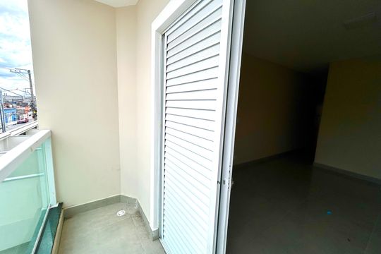 Varanda Quarto Suíte 3 de casa à venda com 3 quartos, 120m² em Vila Barros, Guarulhos