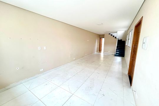 Sala de casa à venda com 3 quartos, 120m² em Vila Barros, Guarulhos