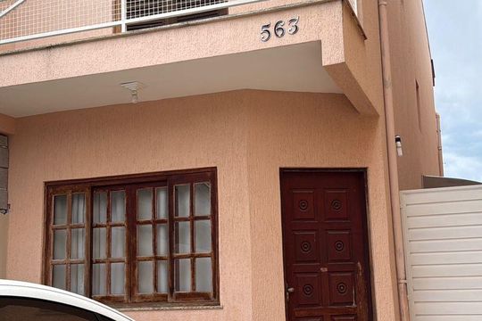 Casa à venda com 2 quartos, 90m² em Jardim Itália II, Várzea Paulista