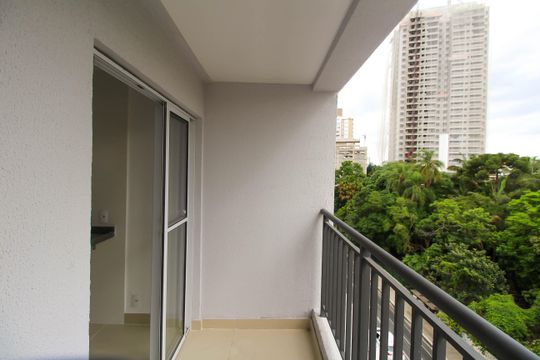 Varanda de kitnet/studio à venda com 0 quarto, 23m² em Vila Ema, São Paulo